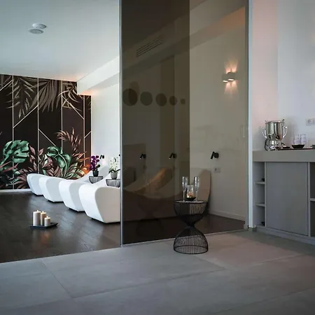 Hilton Garden Venice Hotel 4*