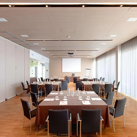 Hilton Garden Venice 4* מסטרה