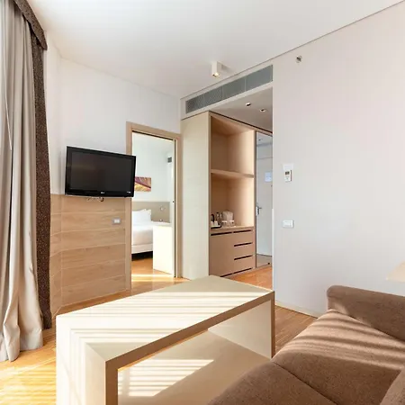 Hilton Garden Venice Hotel 4*
